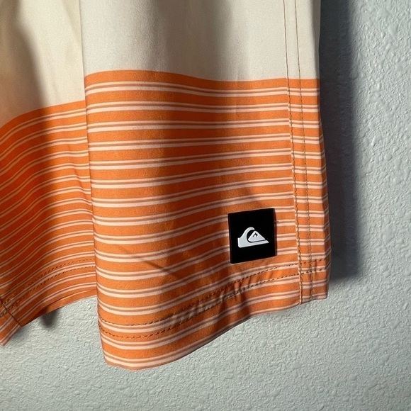 Quiksilver Tan, Orange, and Coral Men’s Swim Shorts- Size XL (New With Tags) - Picture 3 of 9